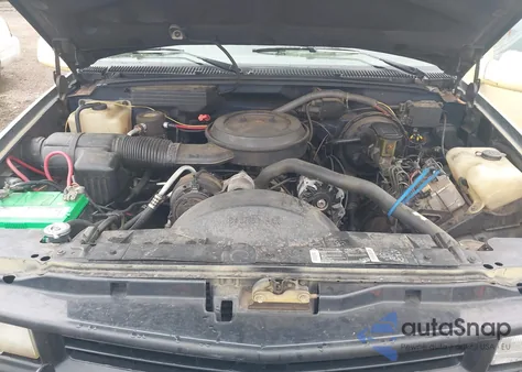 1994 Chevrolet Suburban K1500 z USA, uszkodzony, nr VIN 1GNFK16K7RJ413471